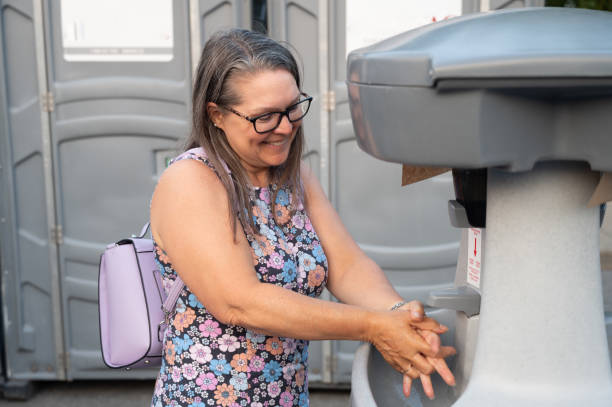 Portable Toilet Options We Offer in Elyria, OH